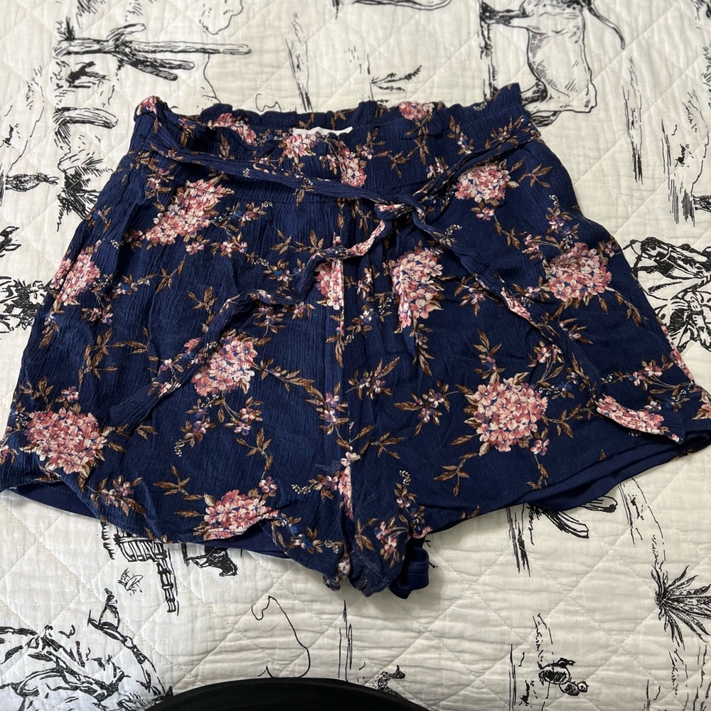 Floral paper bag shorts
